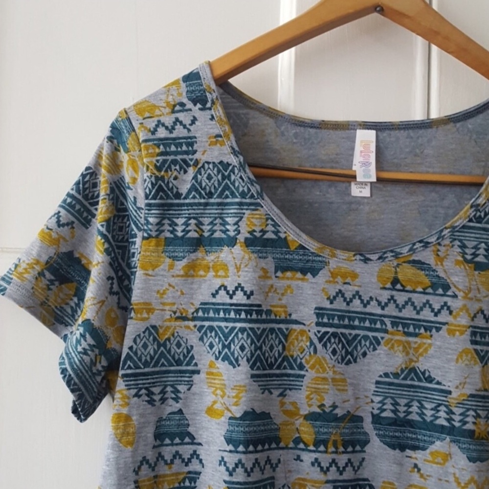 LuLaRoe Classic Tee Aztec Print Gray Teal Medium NWT